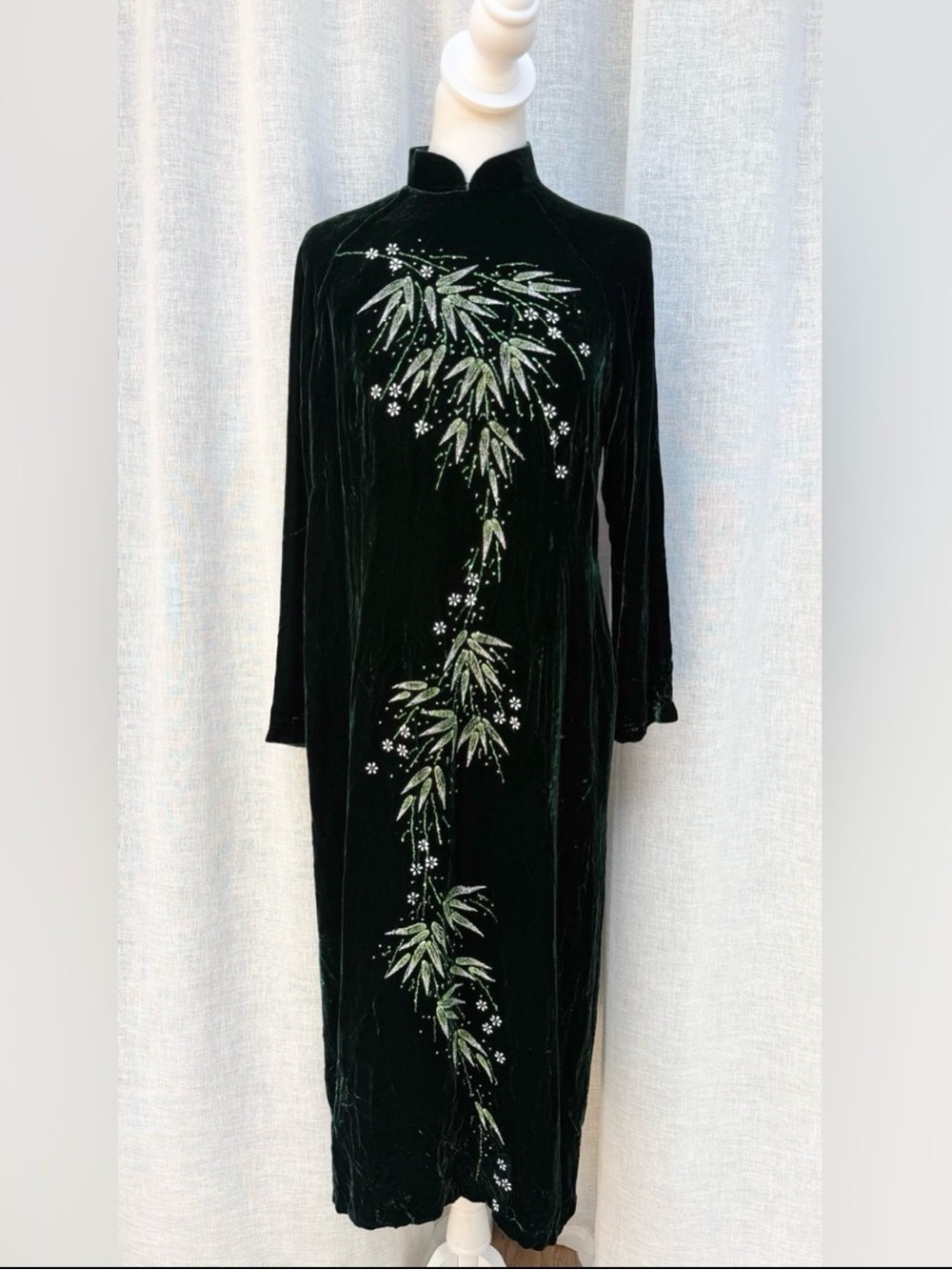 Vintage Vietnamese Ao Dai  white silver bamboo embroidery on green velvet dress